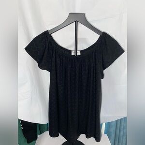 Kim & Cami Black blouse